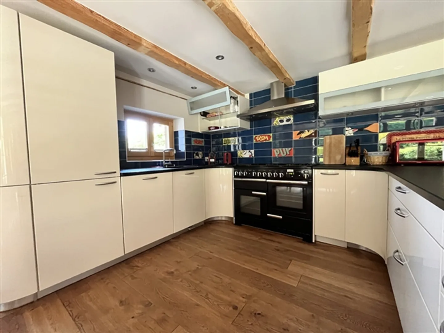 Renovated, charming chalet, quiet and with breathtaking views, in Gryon - Photo 5 of 14