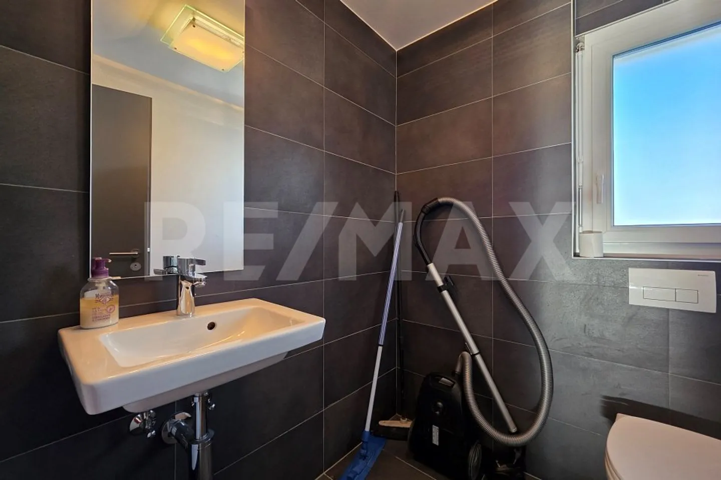 Luxus-Ferienwohnung in Saas-Fee: Alpin & modern - Photo 10 of 13