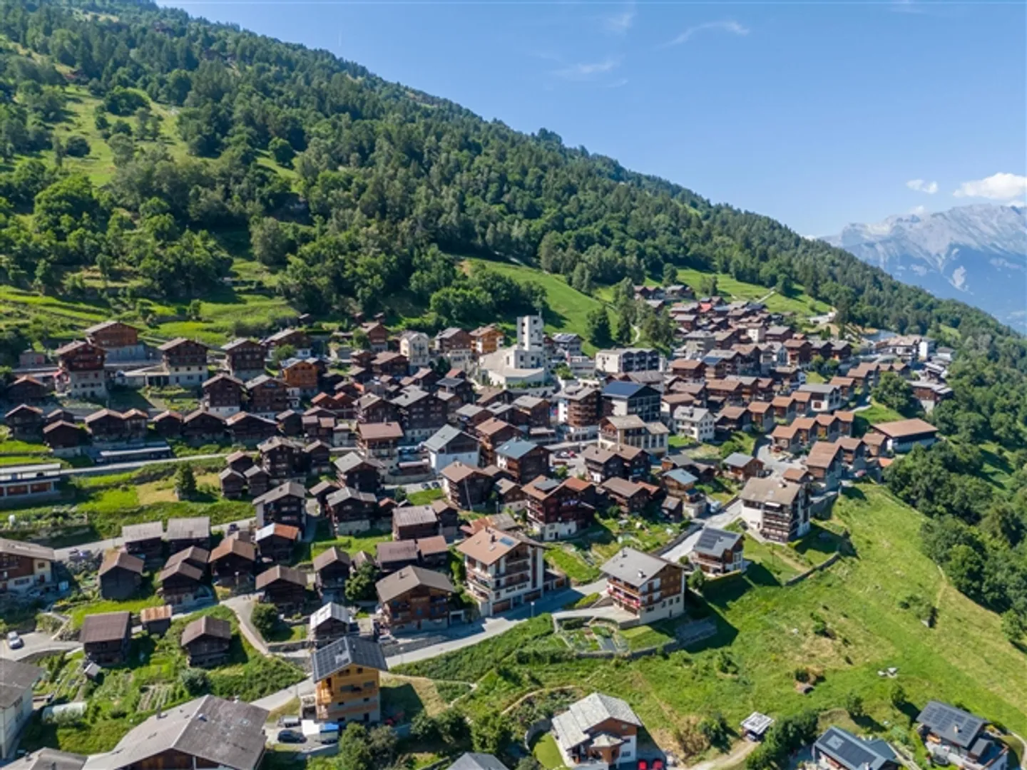 Stunning Penthouse with a View - Photo 2 of 10