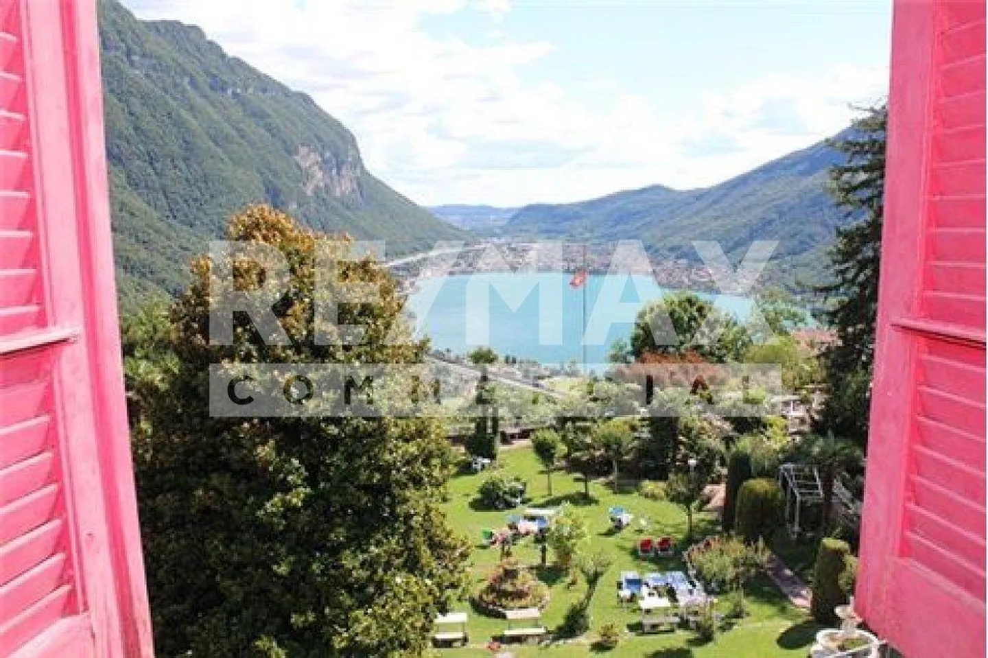Albergo con magnifico parco e vista lago - Foto 8 di 13