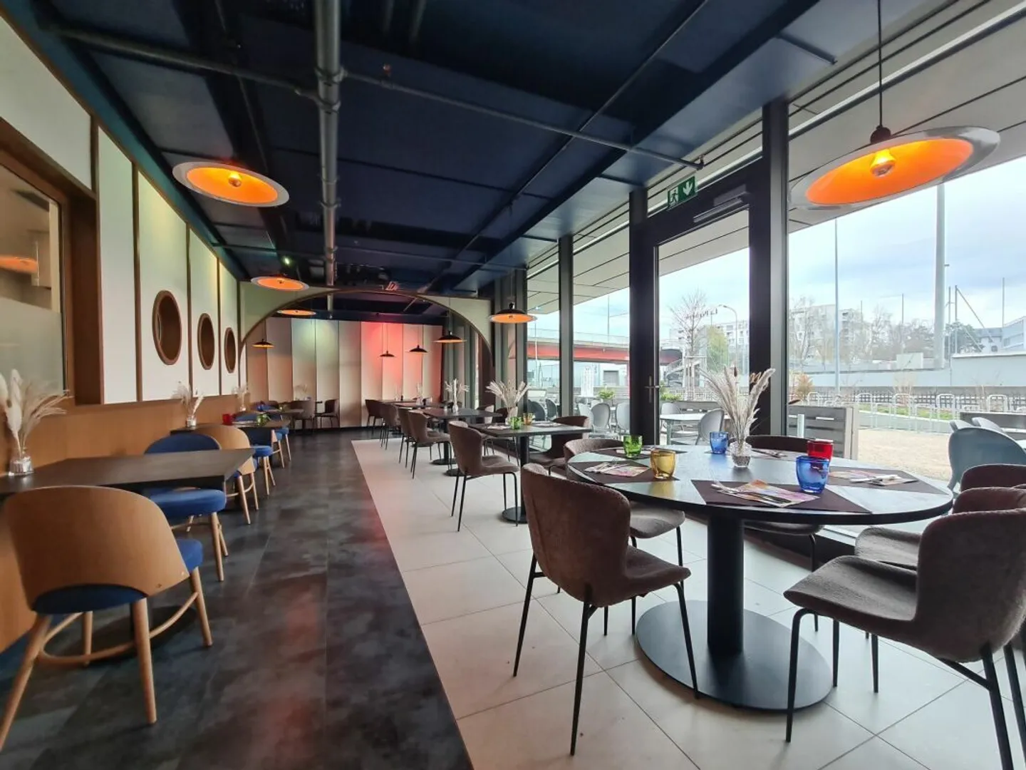 FOR SALE: Business assets - Exceptional restaurant in Petit-Lancy, Geneva - Photo 2 of 10