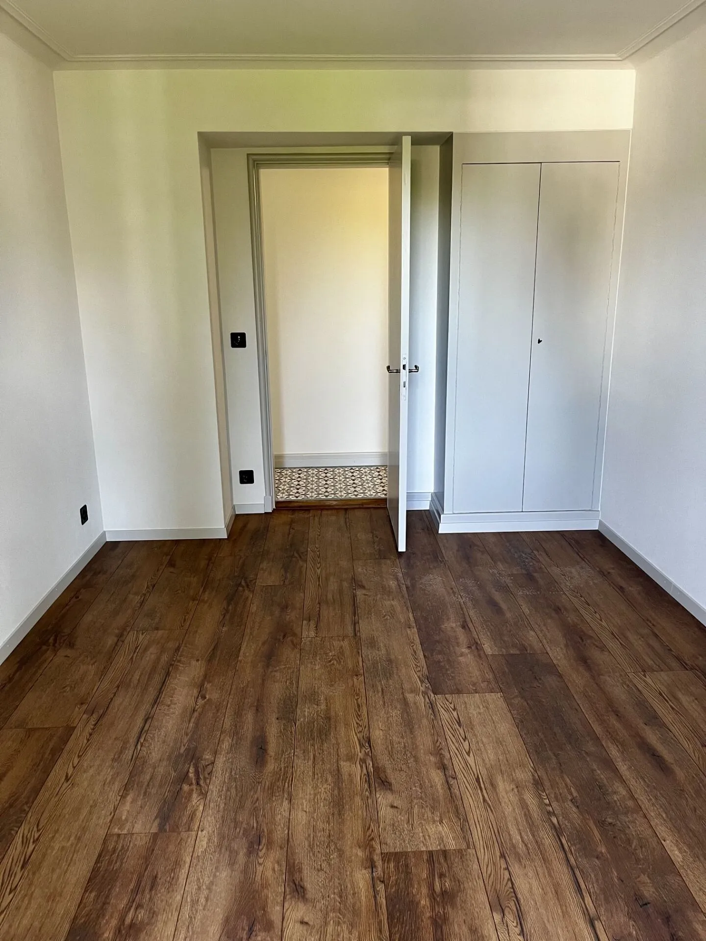 3.5-room apartment: First occupancy in a historic villa - Photo 8 of 10