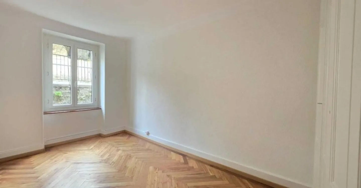 3-ROOMS ALL COMFORT ON THE GROUND FLOOR - Photo 3 of 6