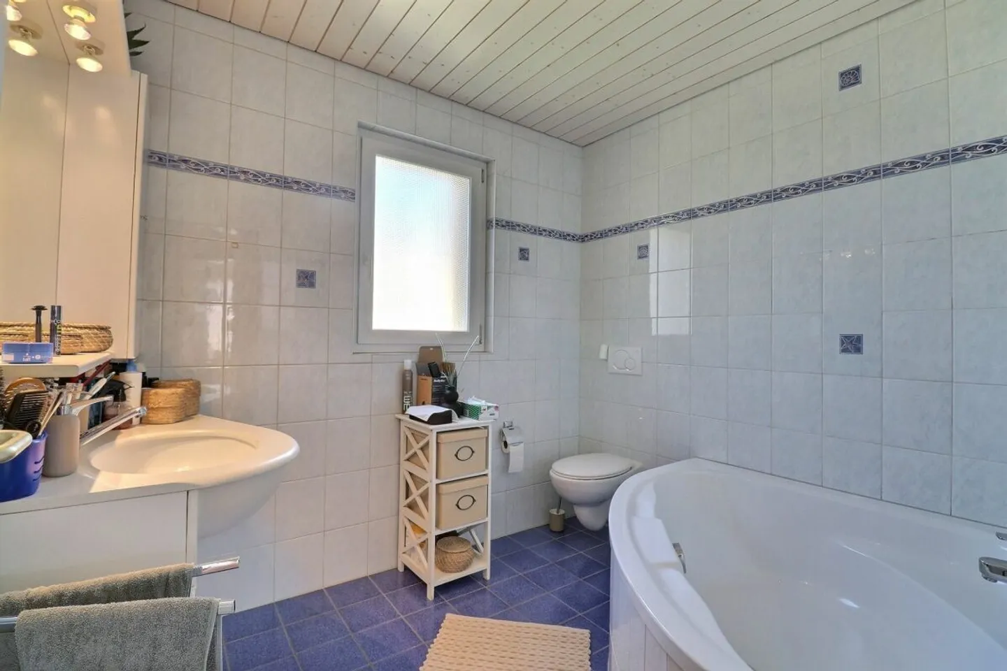 Villa 5.5 Stanze con Piscina e Vasca Idromassaggio - Foto 9 di 13