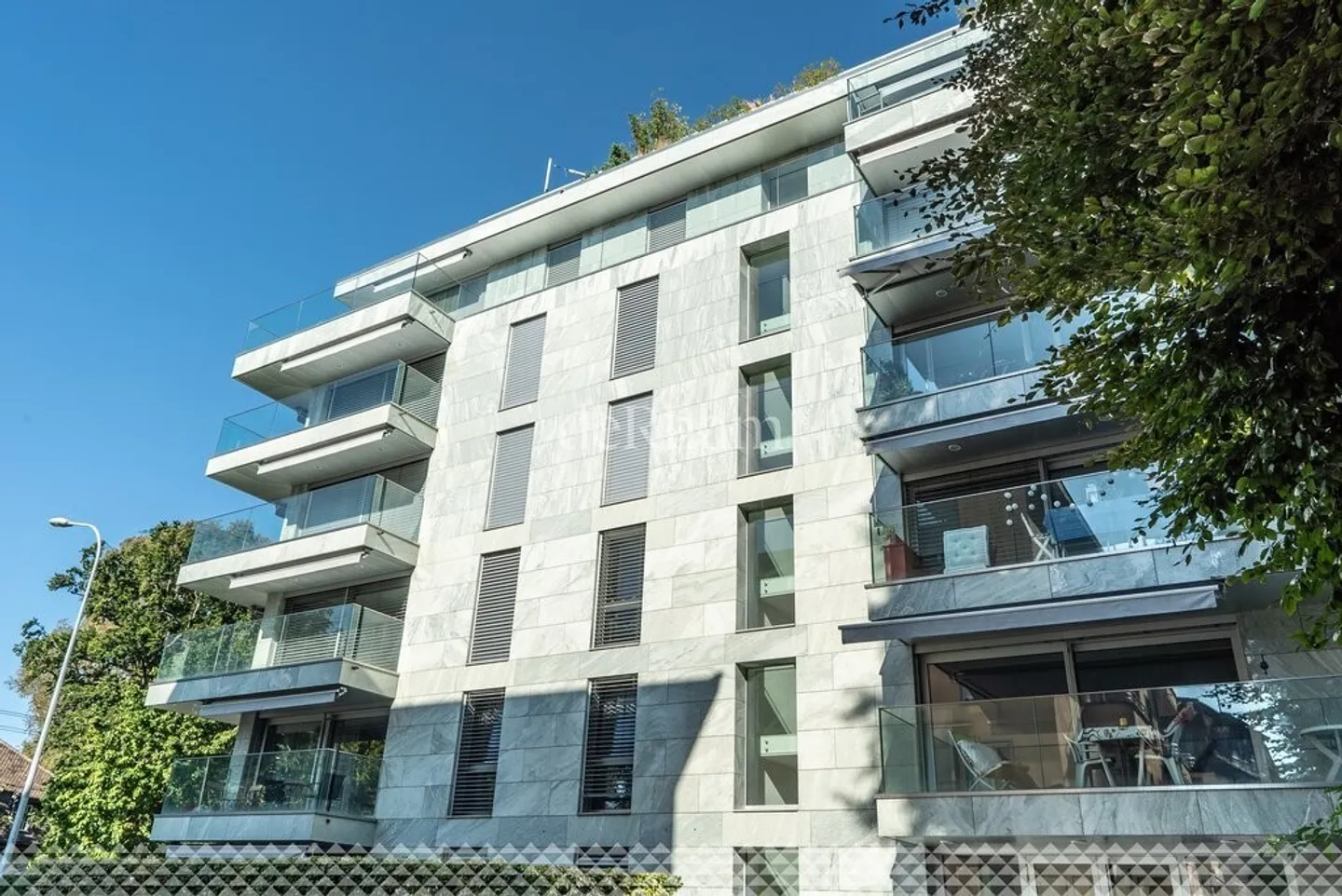 Charmant Appartement au Rez-de-Chaussée - Photo 1 sur 4