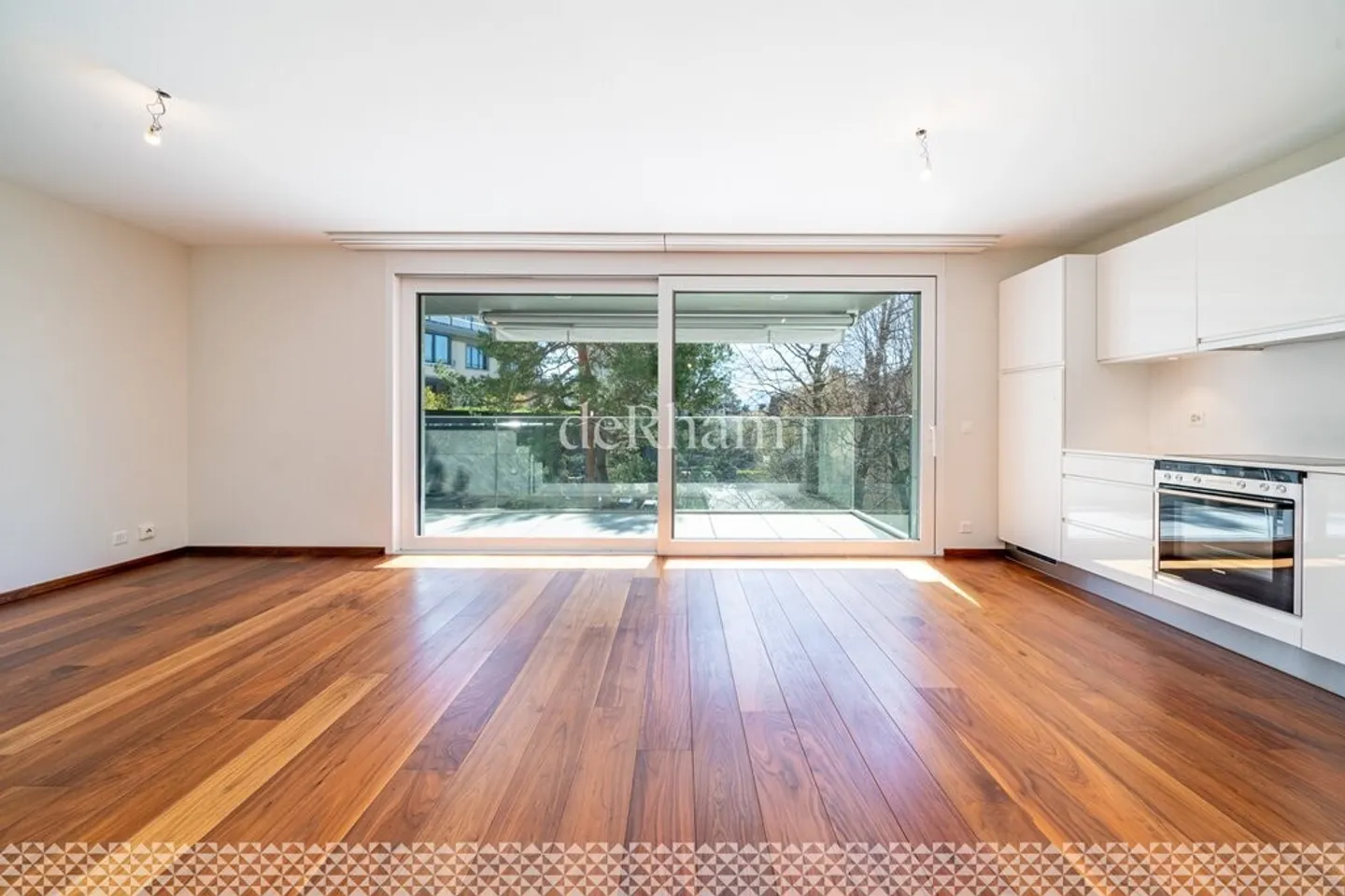 Charmant Appartement au Rez-de-Chaussée - Photo 4 sur 4