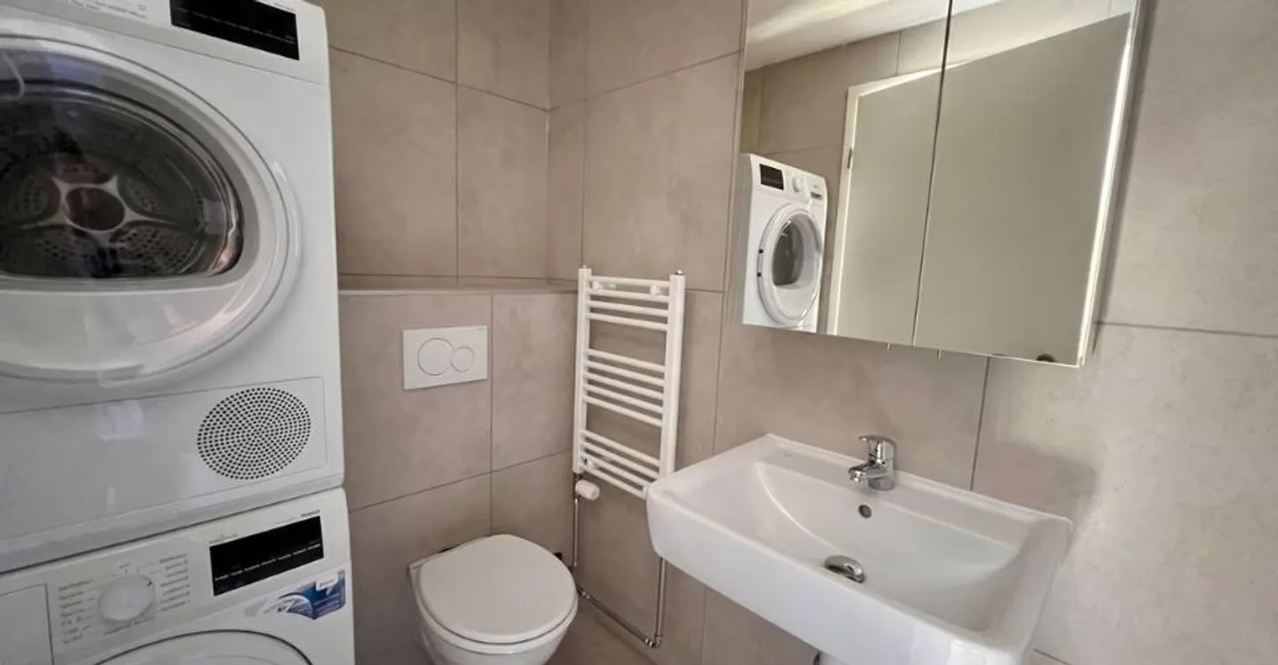 Appartement D - 2,5 pièces avec balcon et mezzanine, à Couvet - Foto 8 di 8