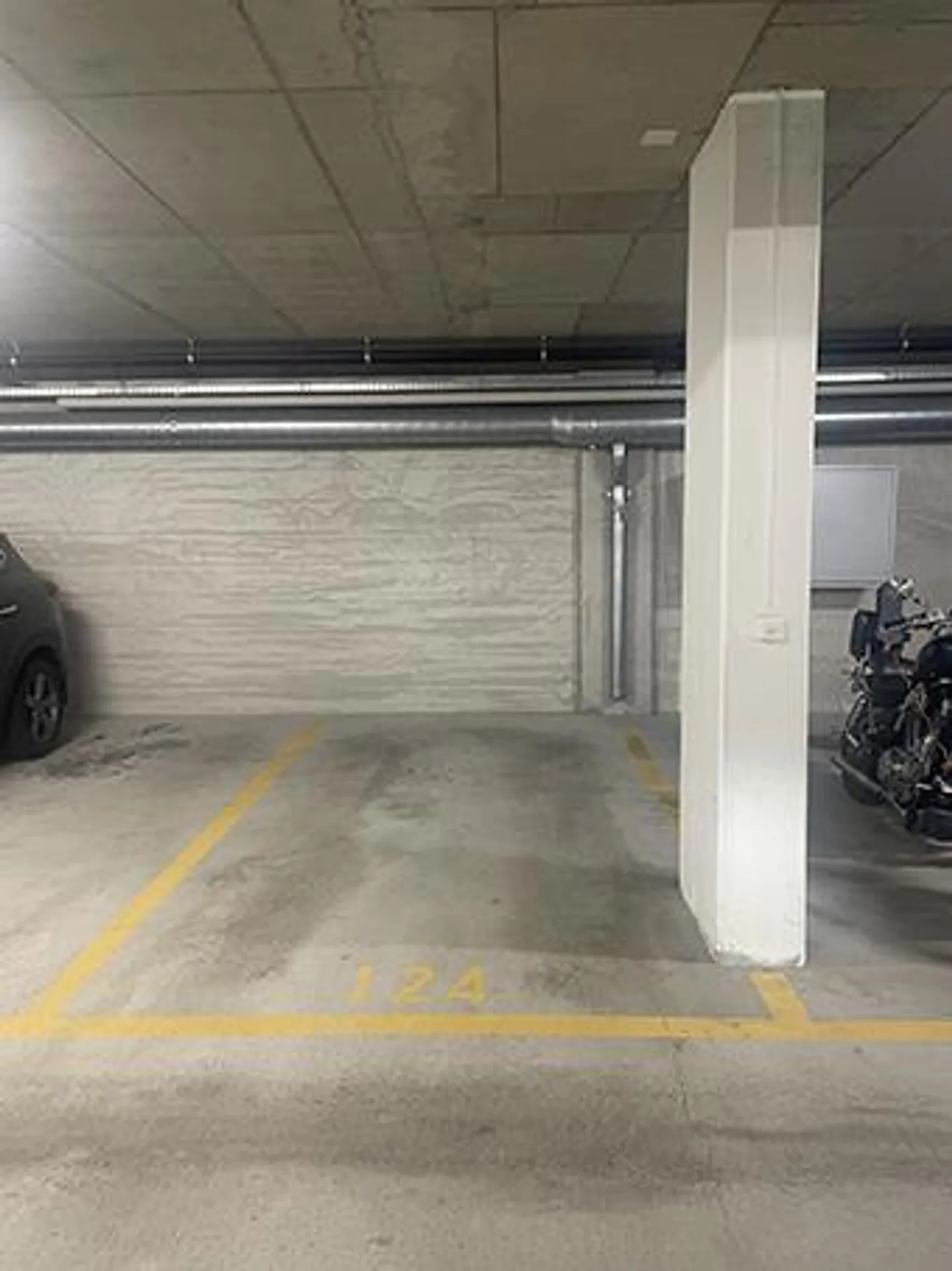 Place de parking souterrain à louer - Photo 1 sur 3