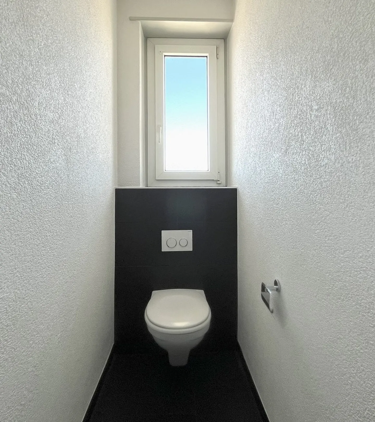 3.5 Room Apartment - Photo 9 of 9