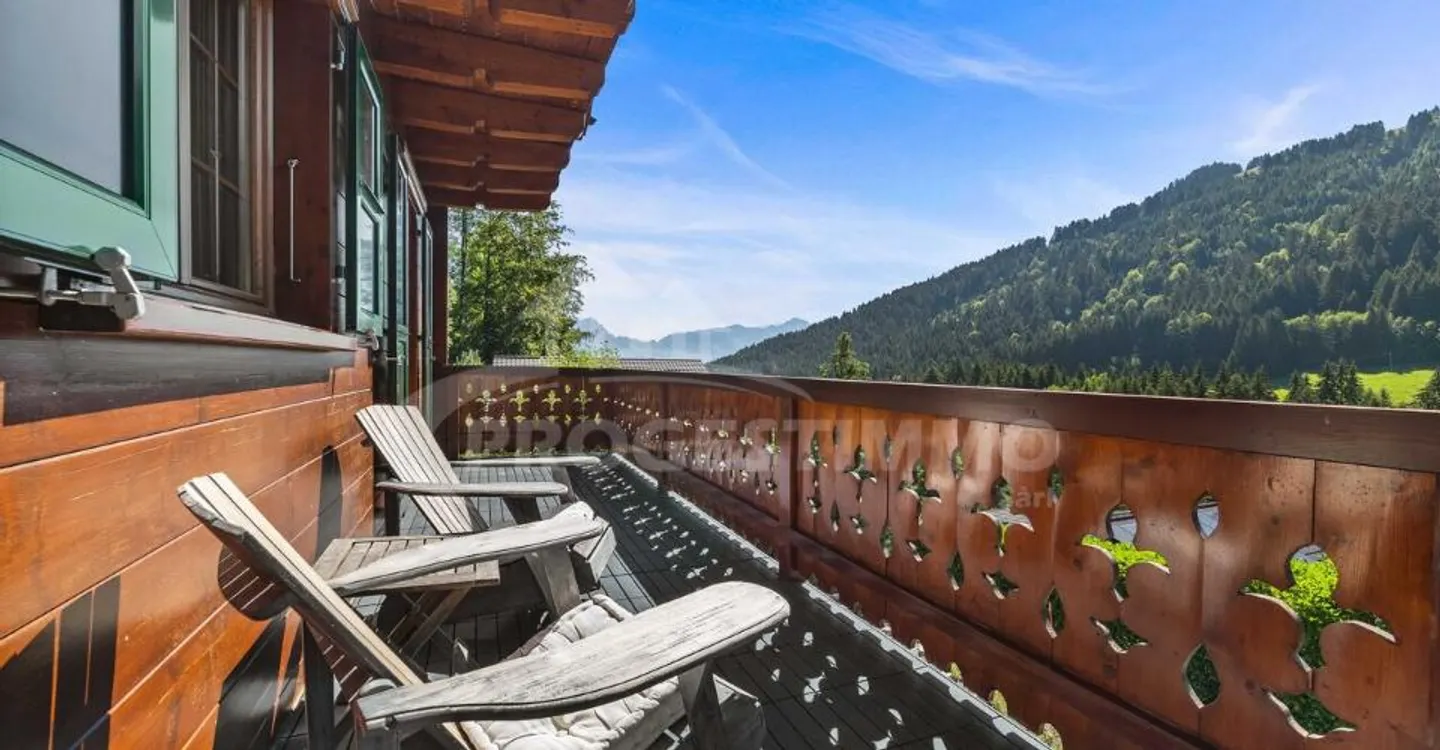 Charming Alpine Chalet - Photo 4 of 4