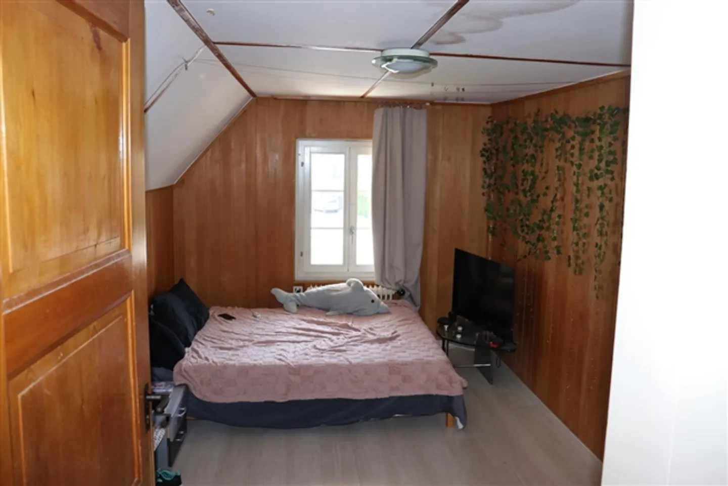 Appartamento 5.5 stanze con posto auto in un ambiente naturale! - Foto 6 di 8