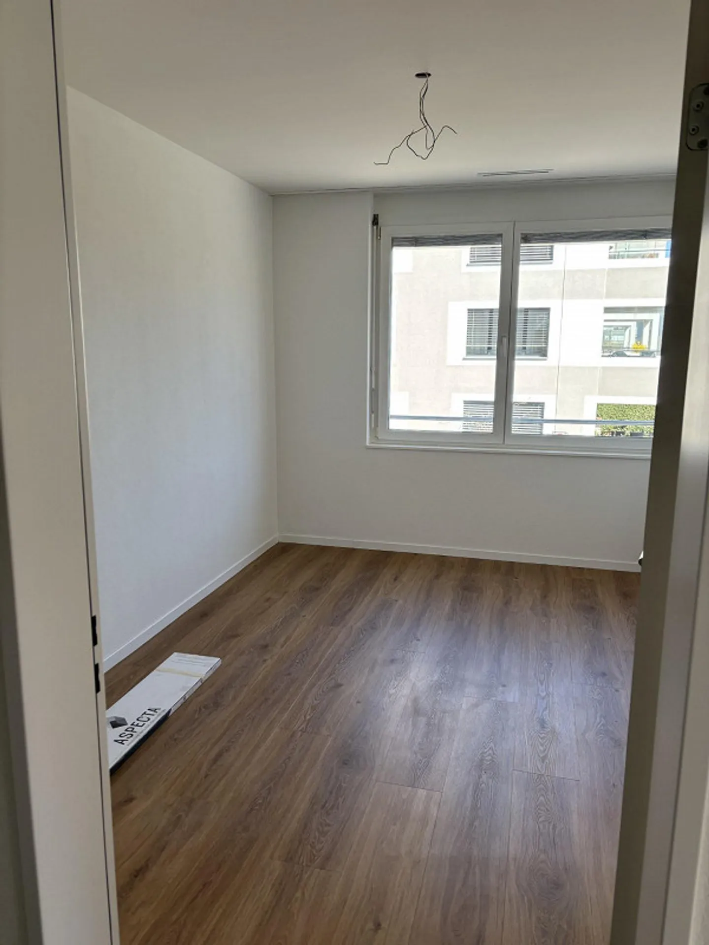 Moderne und grosszügige 3.5-ZWG in Felben-Wellhausen! - Foto 5 von 14