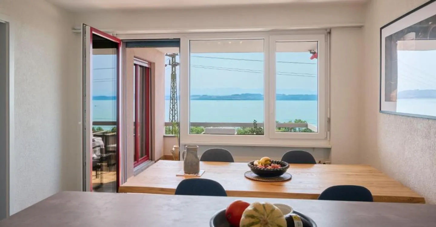 Appartamento di 4,5 locali con vista mozzafiato sul lago - Foto 1 di 6