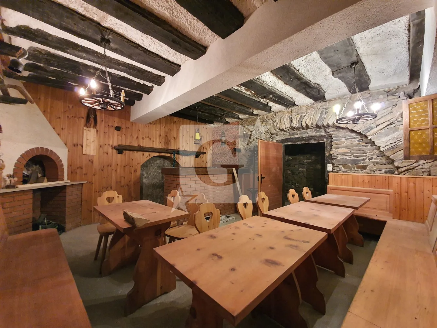 Ristorante ristrutturato a St-Léonard - Foto 10 di 11