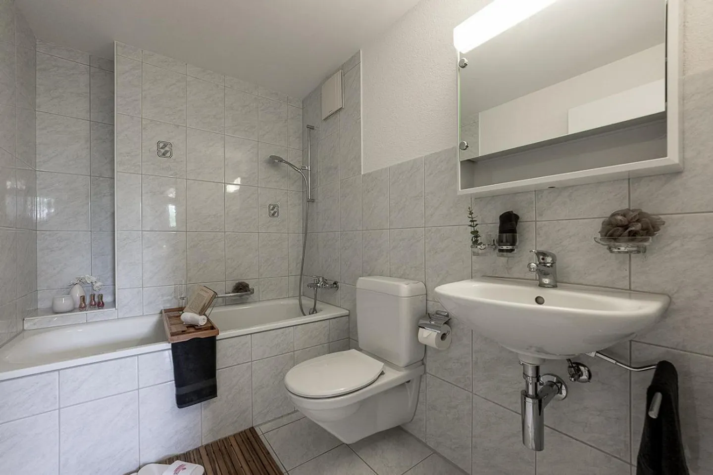 4.5 Room Apartment in Hermetschwil-Staffeln - Photo 2 of 5