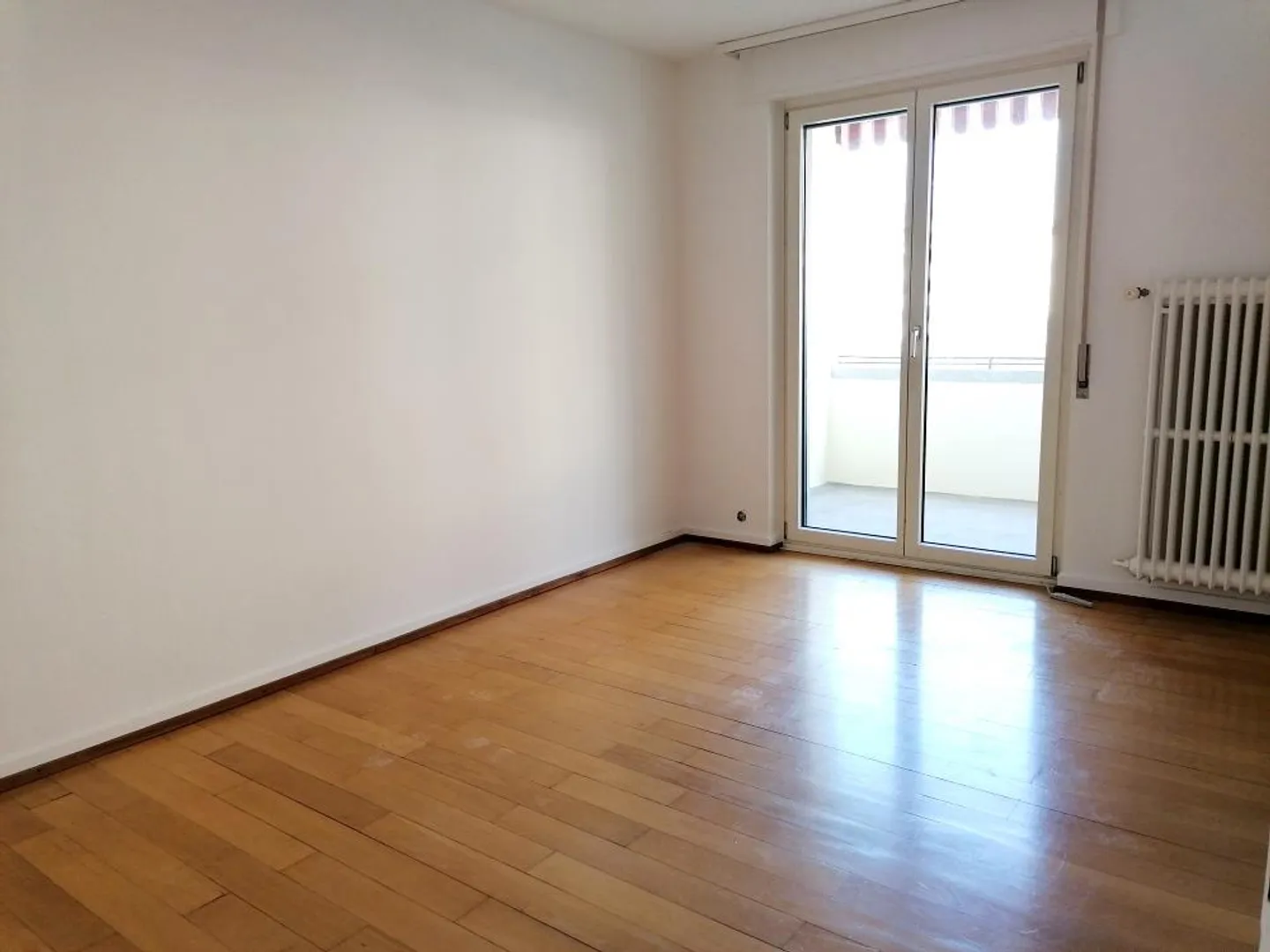 Charmante Appartement dans un Vieil Immeuble - Photo 4 sur 9