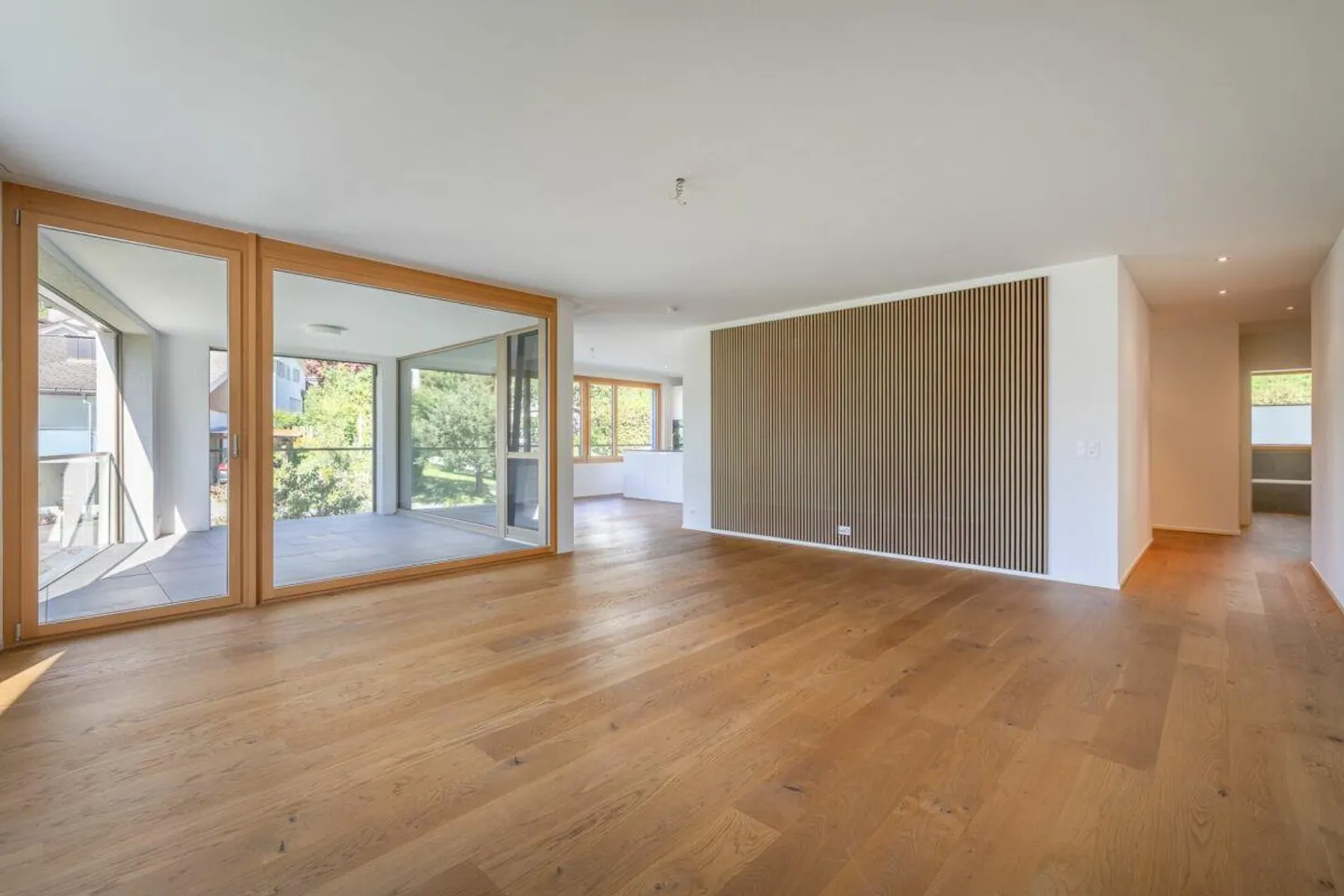 Appartement 4.5 pièces avec vue panoramique dégagée - Photo 2 sur 13
