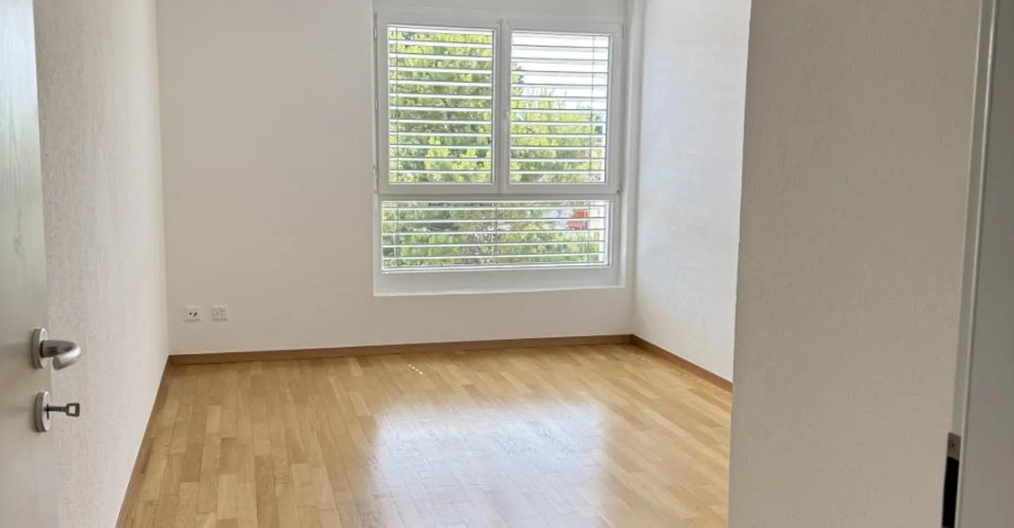 Wunderschöne 4,5 Zimmer von 101 m2 mit Balkon in Lausanne - Foto 7 von 12