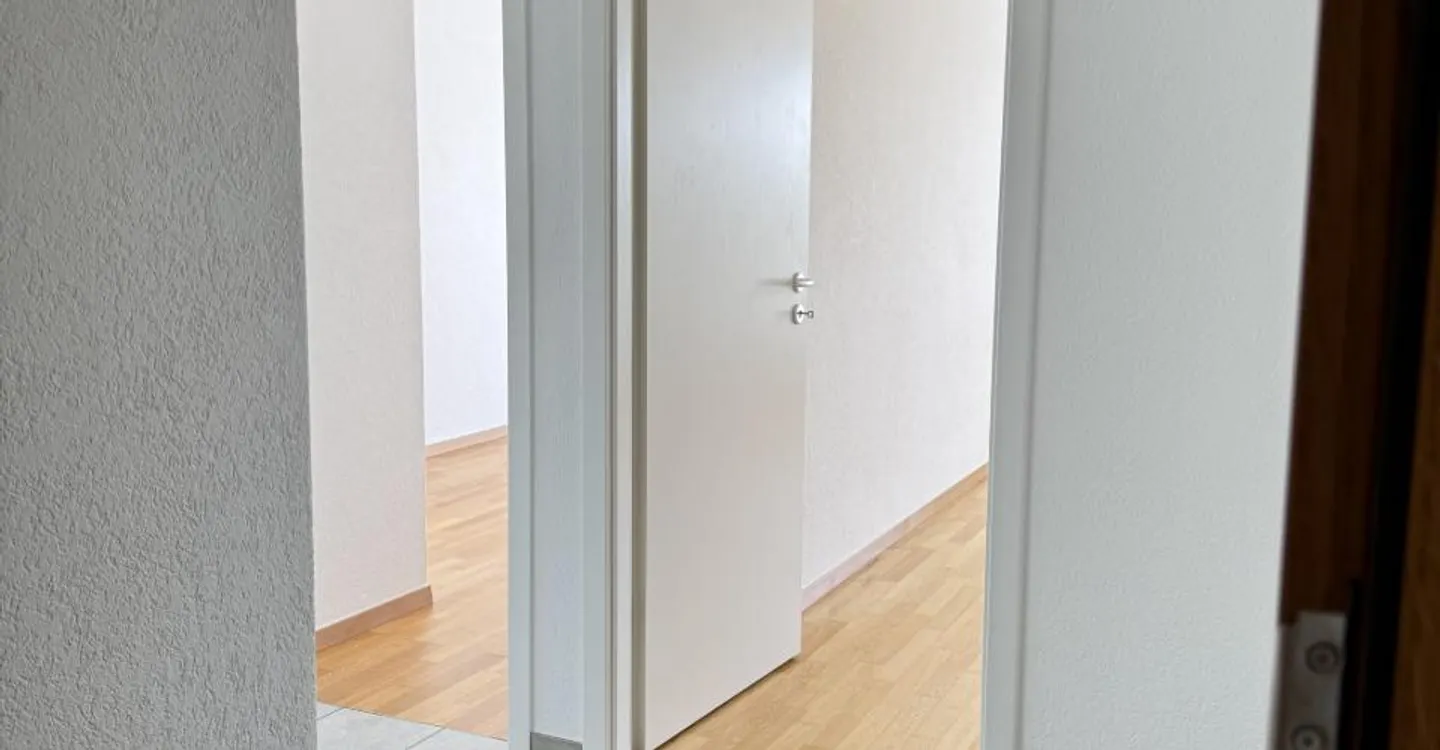 Wunderschöne 4,5 Zimmer von 101 m2 mit Balkon in Lausanne - Foto 8 von 12