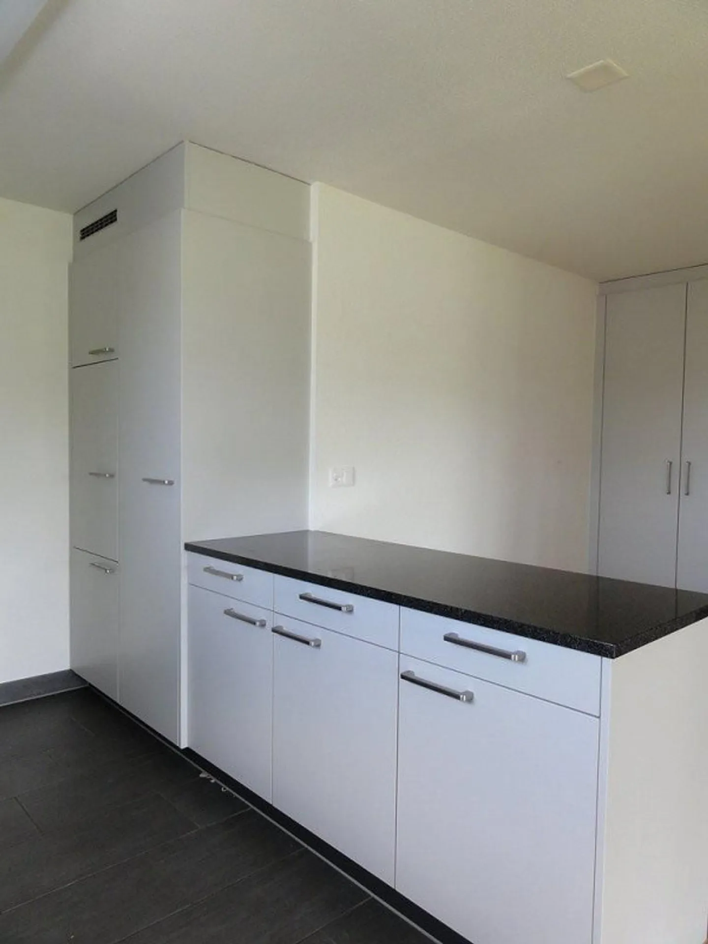 Charmante Wohnung in Biel - Foto 3 von 12