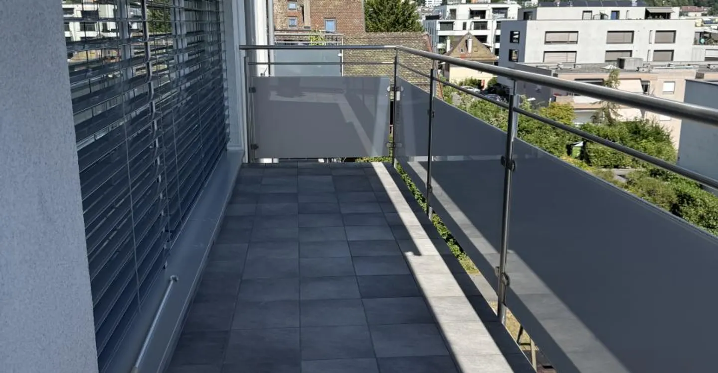Wunderschöne 4,5 Zimmer von 101 m2 mit Balkon in Lausanne - Foto 11 von 12