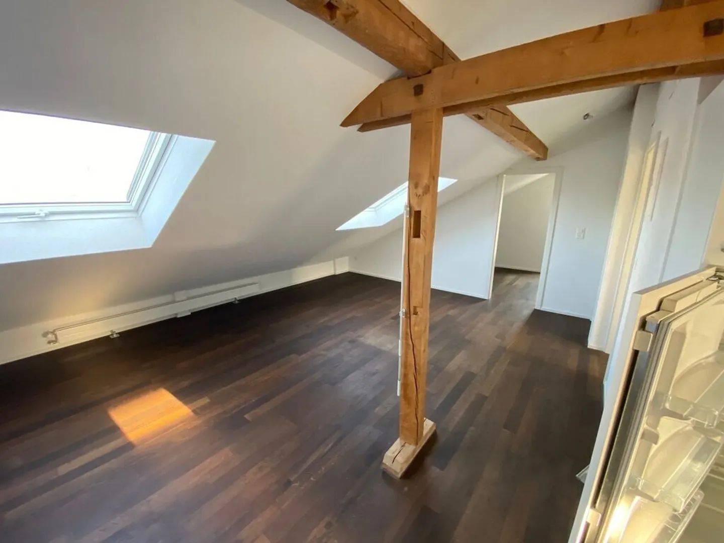 Dachwohnung sucht Bewohner - Foto 3 von 9