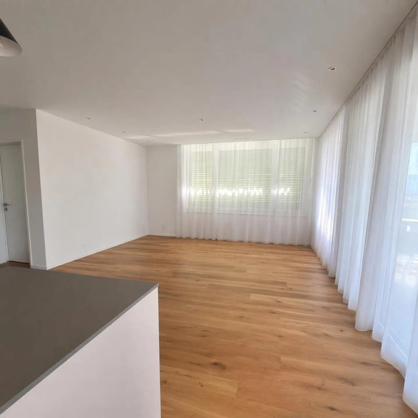 Exklusives Wohnen mit Weitblick - Foto 3 von 9