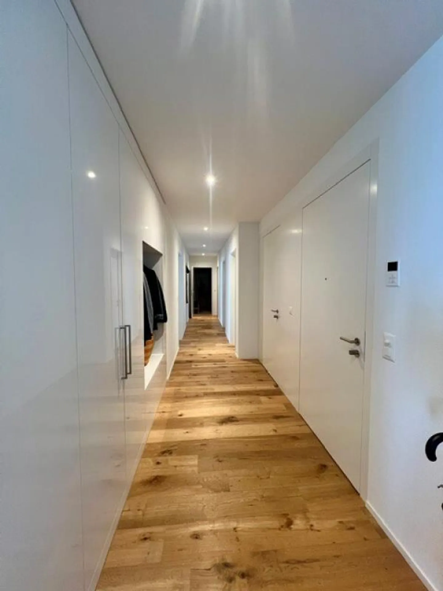 Exklusives Wohnen mit Weitblick - Foto 4 von 9