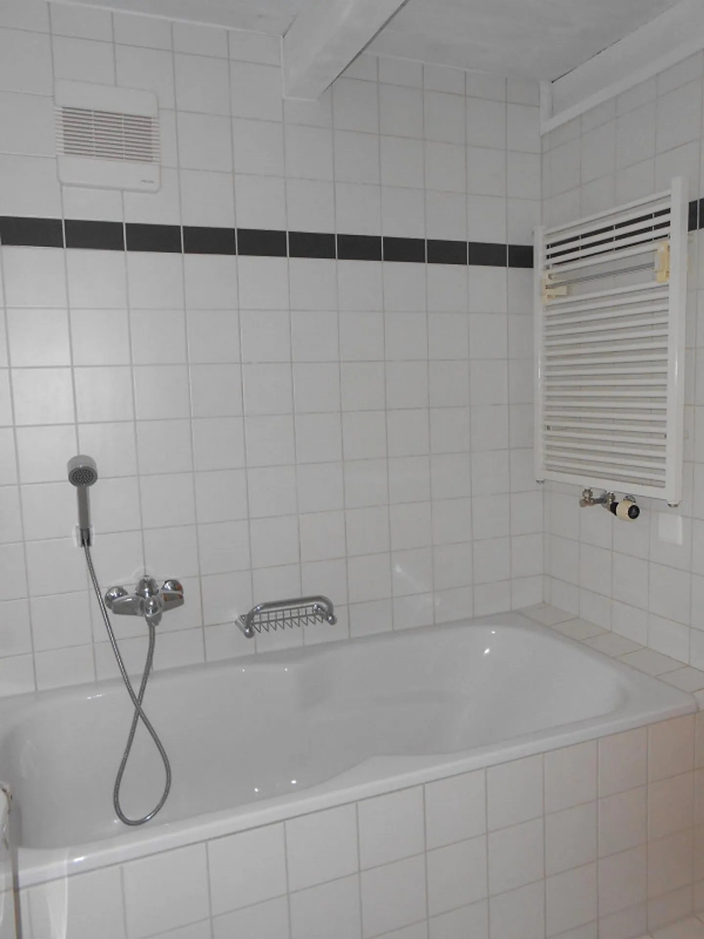 Original, comfortable 4 1/2 room apartment - Photo 7 of 9