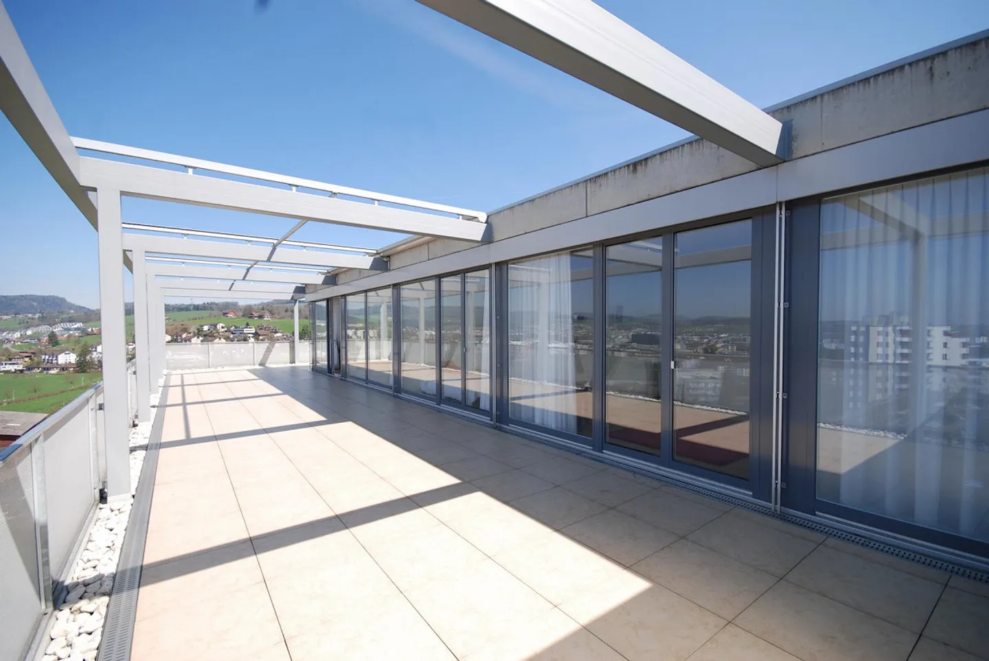 Luxus Attikawohnung - Foto 1 von 9