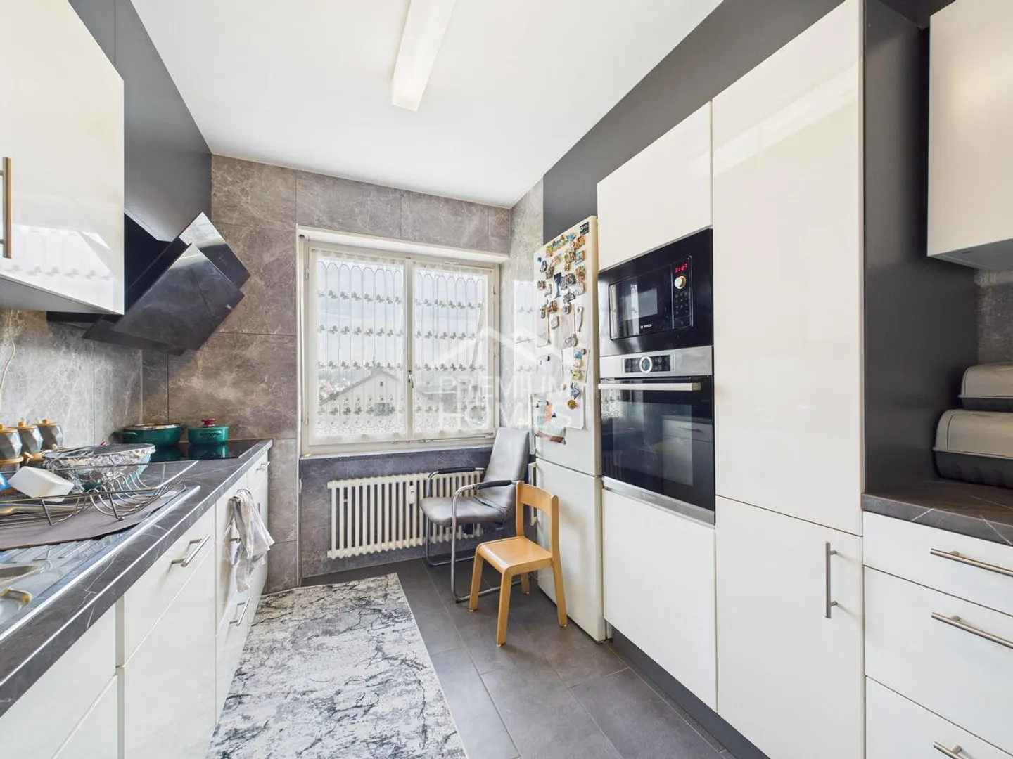 Charmante Wohnung mit Modernen Upgrades - Foto 4 von 10