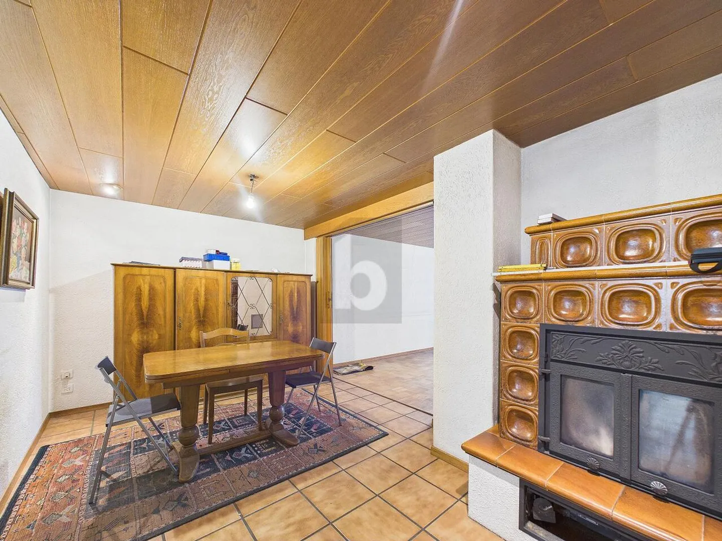 DANS UN EMPLACEMENT CENTRAL AVEC UN GRAND POTENTIEL ! - Photo 2 sur 6