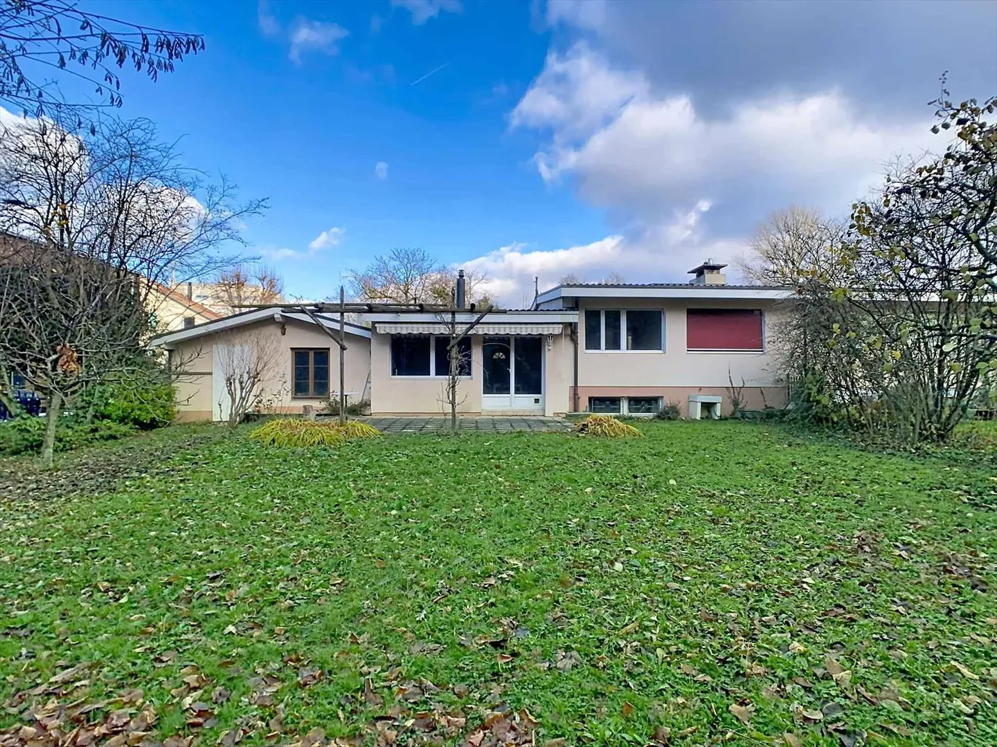 Maison contiguë 6 pièces - Photo 1 sur 9