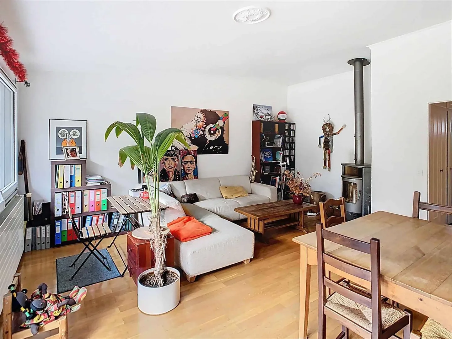 Maison contiguë 6 pièces - Photo 2 sur 9