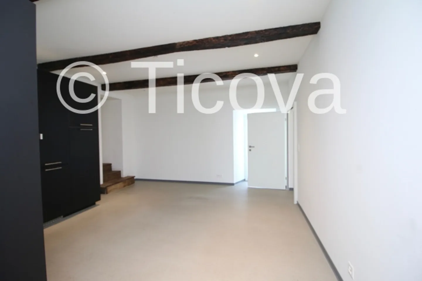 Appartamento in affitto - Foto 2 di 12