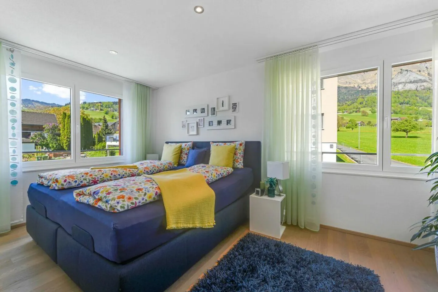 Esperienza abitativa moderna con vista - Casa unifamiliare con piscina, idillio da giardino e vista panoramica - Foto 16 di 28