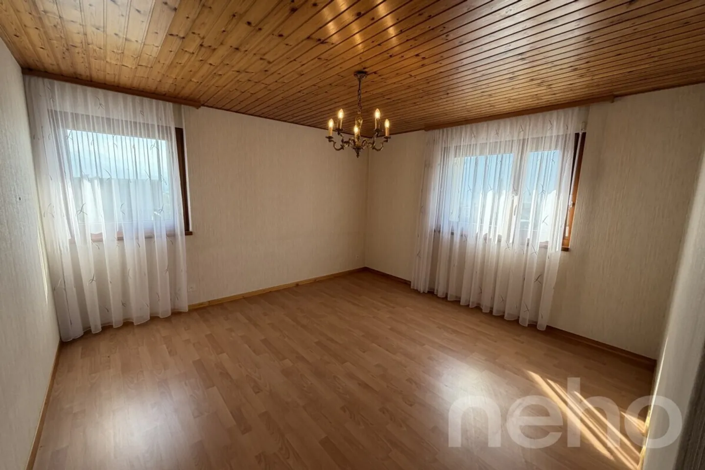 Exclusif: Lumineux appartement traversant de 3 chambres - Photo 4 of 12
