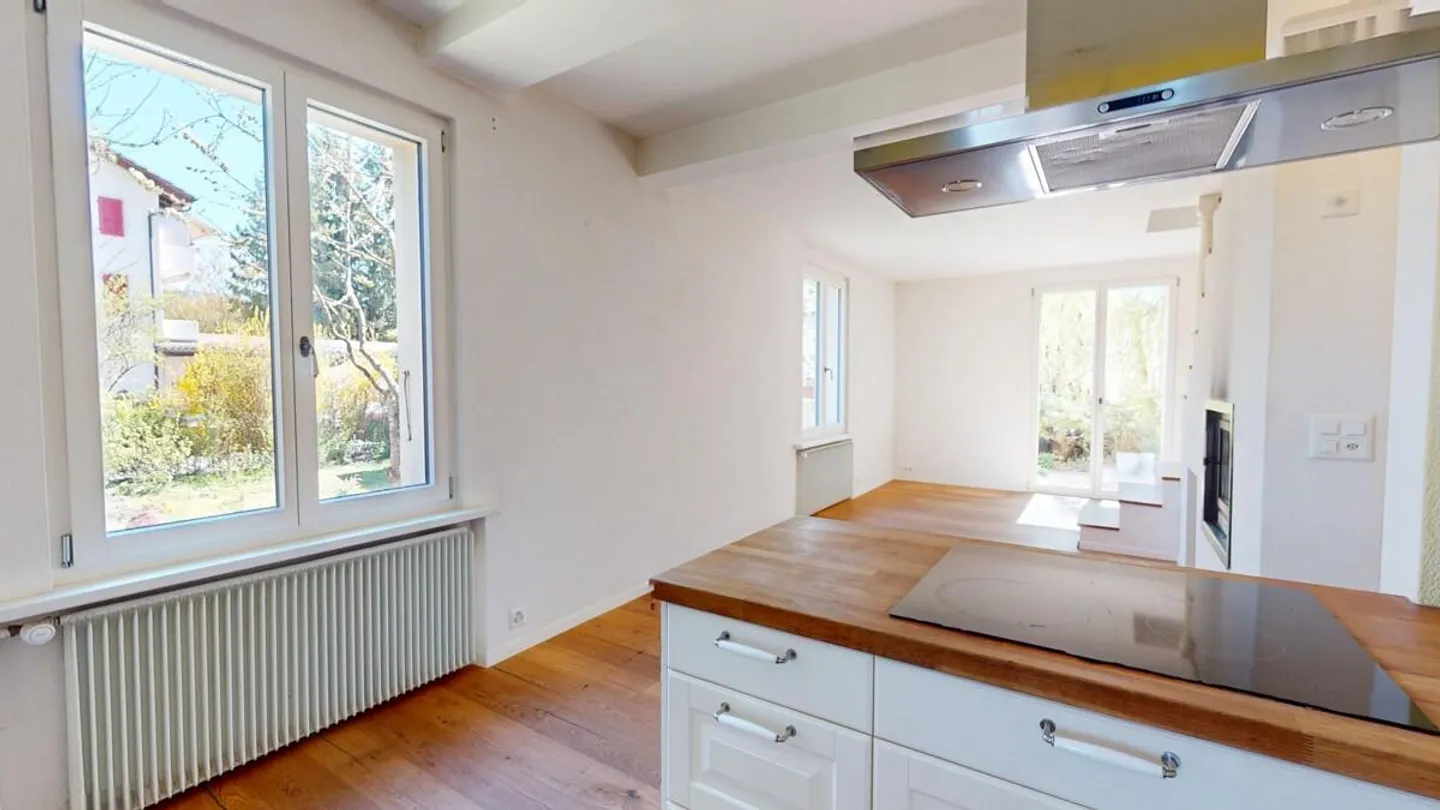 Grosszügiges Ein- bis Zweifamilienhaus an perfekter Familienlage - Photo 7 sur 15