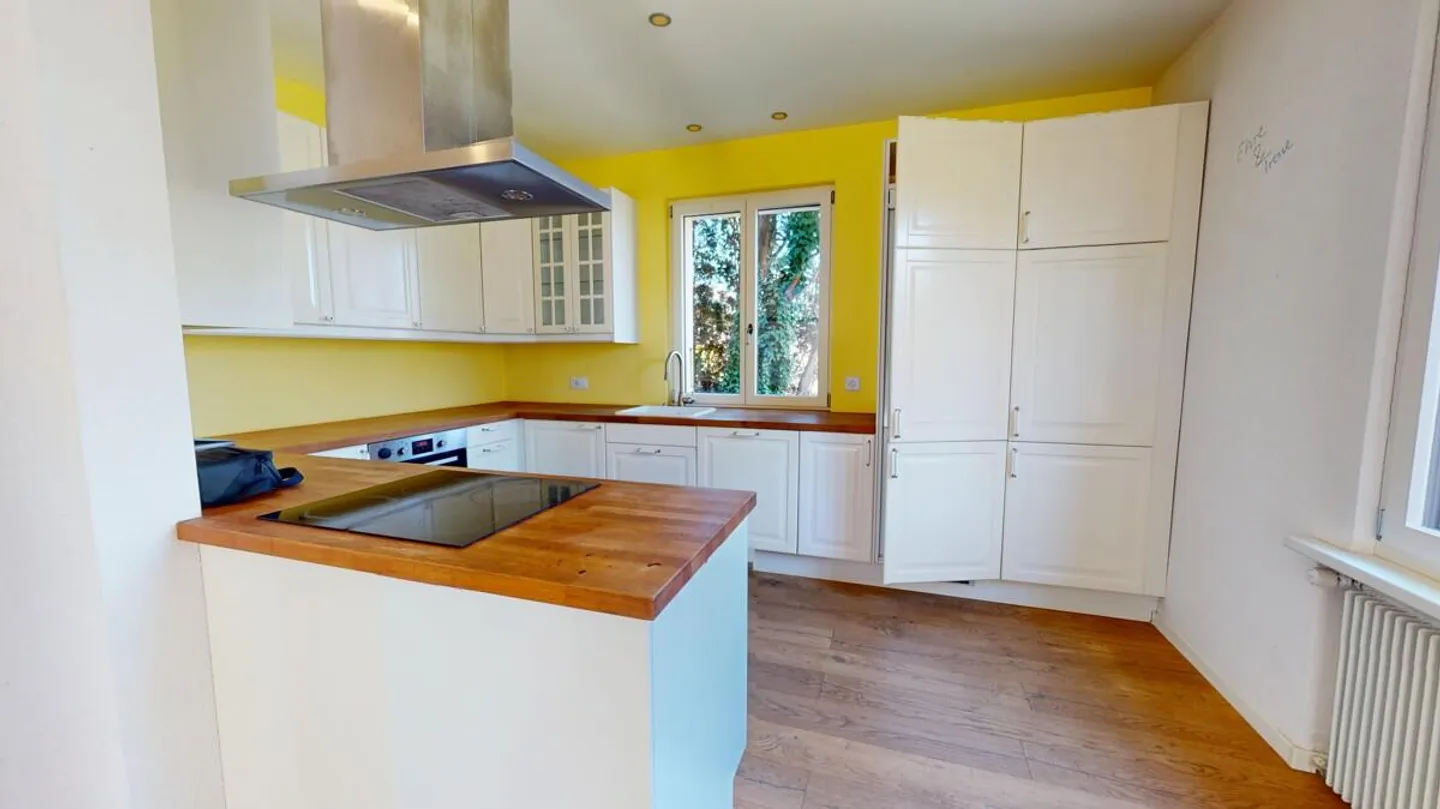 Grosszügiges Ein- bis Zweifamilienhaus an perfekter Familienlage - Photo 8 sur 15