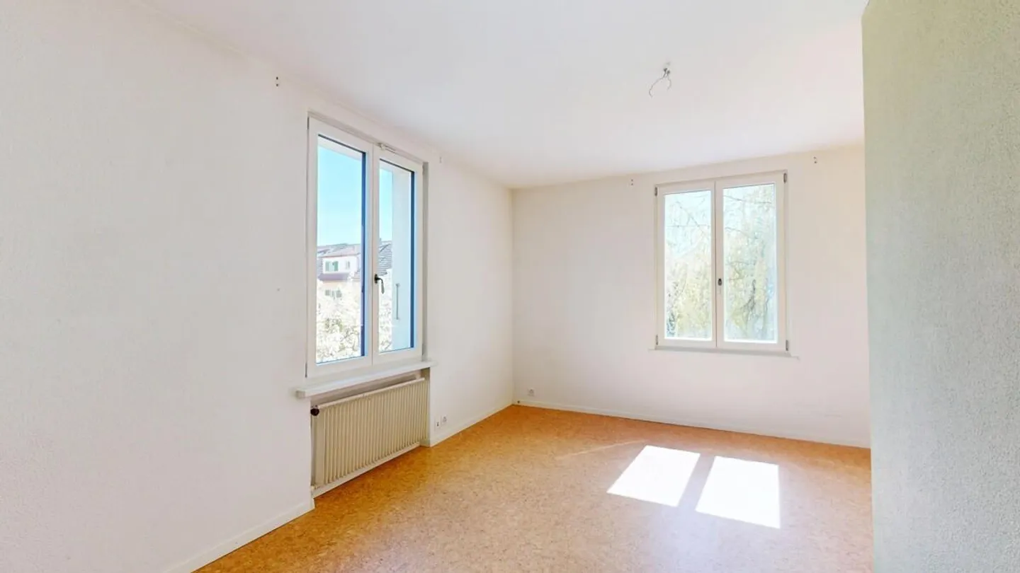 Grosszügiges Ein- bis Zweifamilienhaus an perfekter Familienlage - Photo 12 sur 15