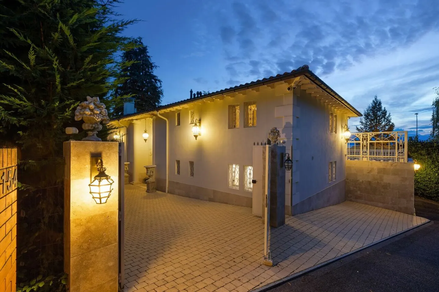 Einfamilienhaus kaufen - Foto 1 von 24