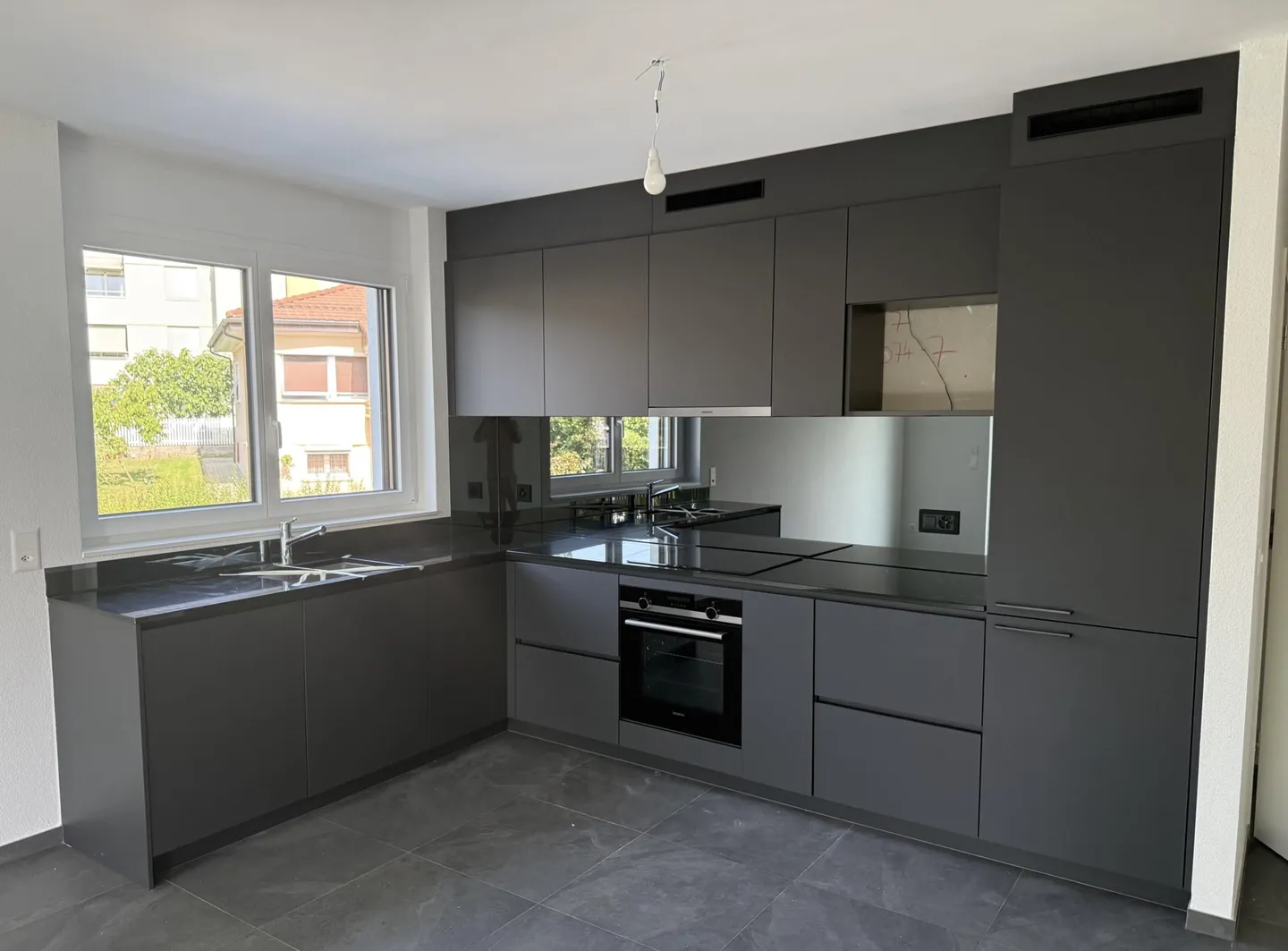 Appartamento di Lusso in Zona Tranquilla - Foto 3 di 9