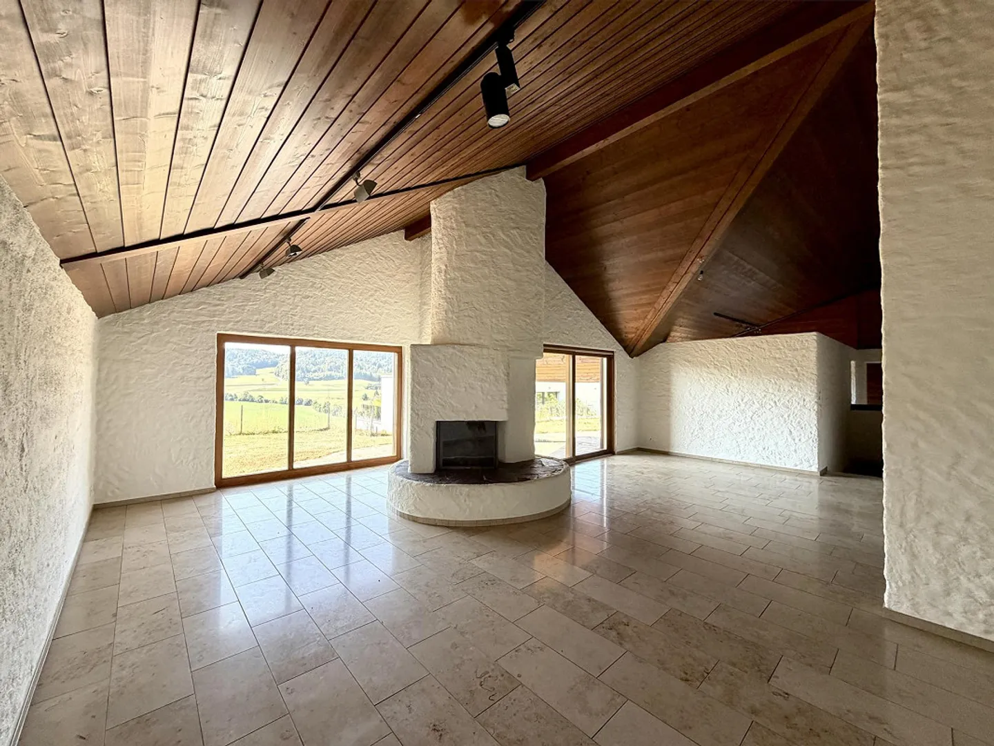 5.5 Room House with Slope Location - Photo 2 of 18