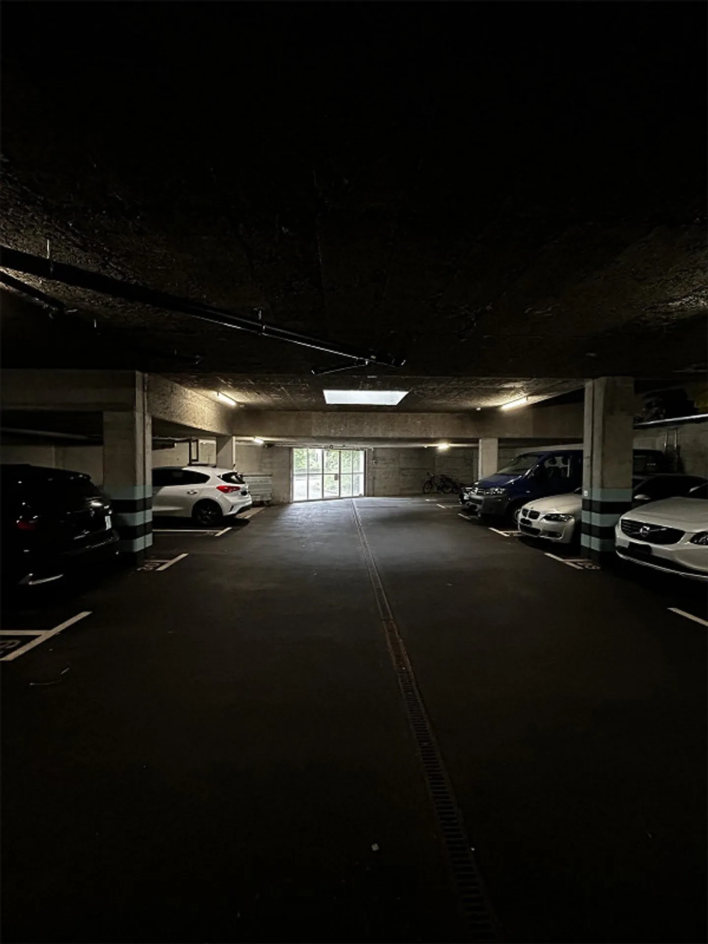 Parking space Rosenberghalde - Photo 2 of 3