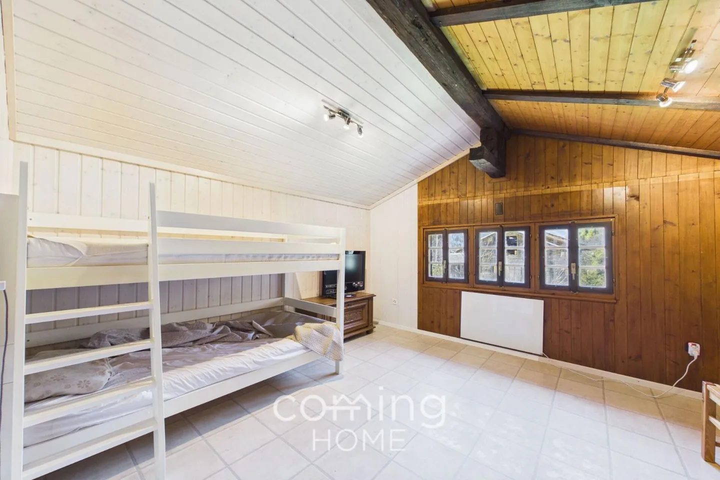 Chalet Charmant avec Dépendance dans la Vallée Idéale de Fieschertal - Photo 2 sur 11