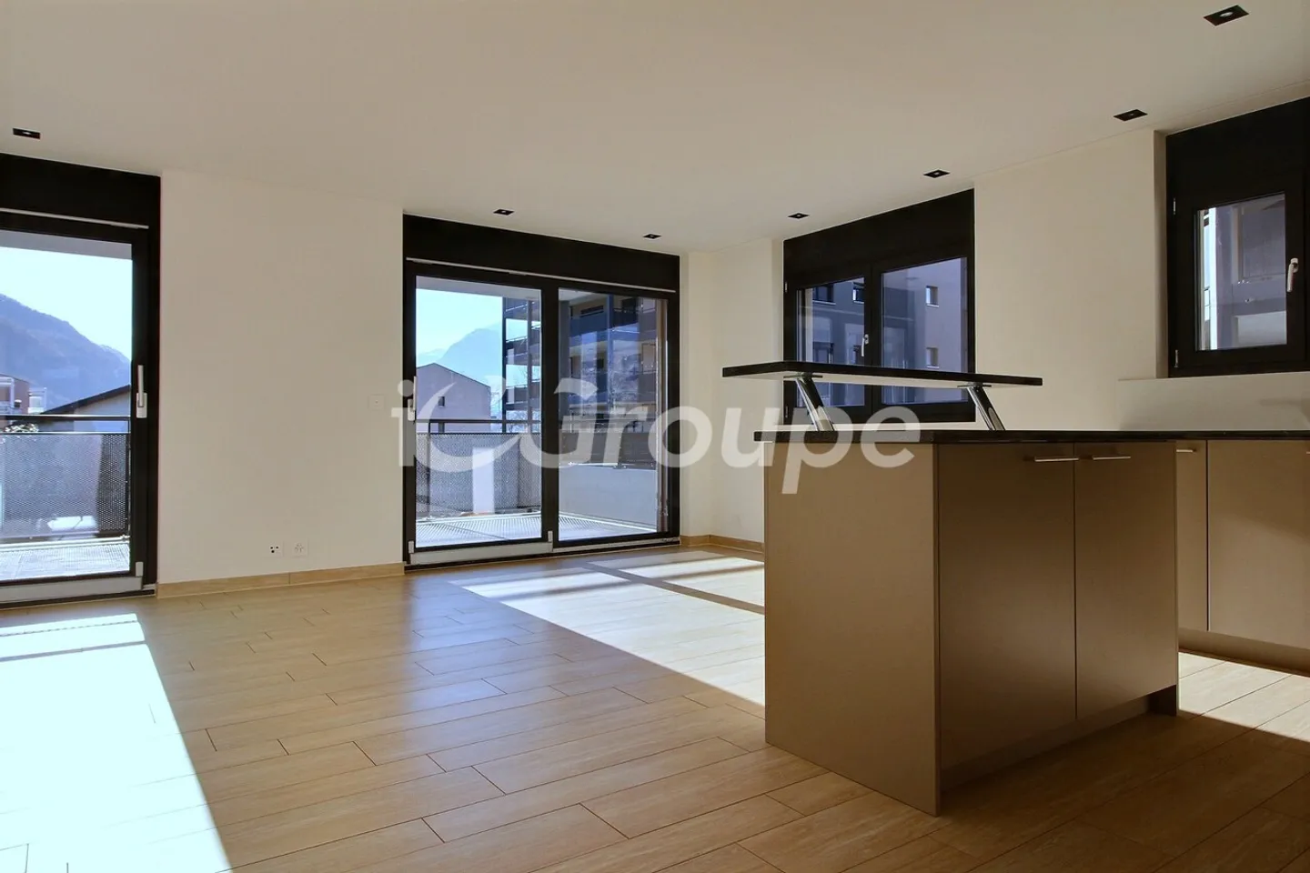 Bel appartement lumineux - Photo 2 sur 10