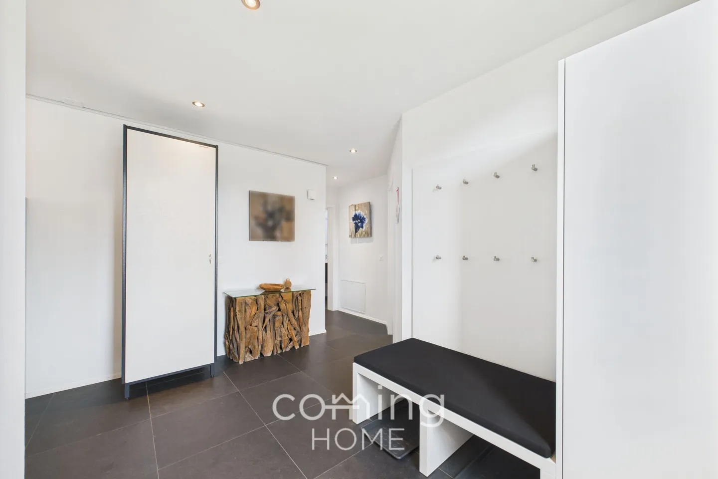 Riederalp: Exclusive 3-Room Oasis in Chalet Altishofen - furnished & ready to move in - Photo 7 of 15