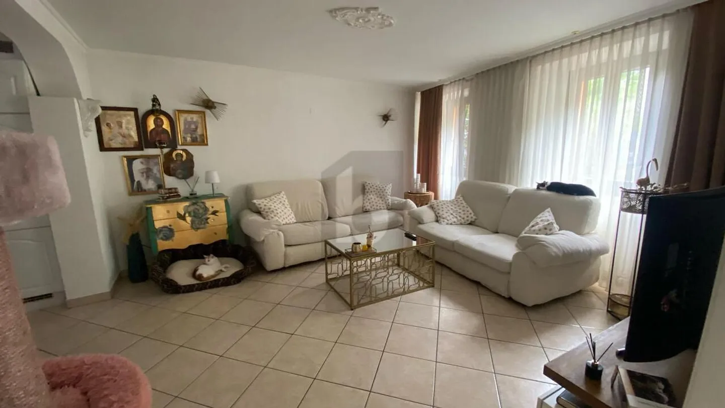 SPAZIOSA E ACCOGLIENTE - Foto 4 di 5