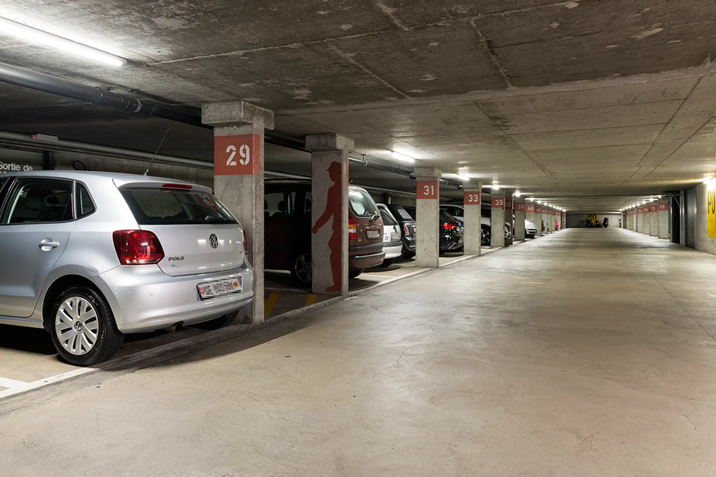 Posto sotterraneo 1 stanza - Foto 3 di 3