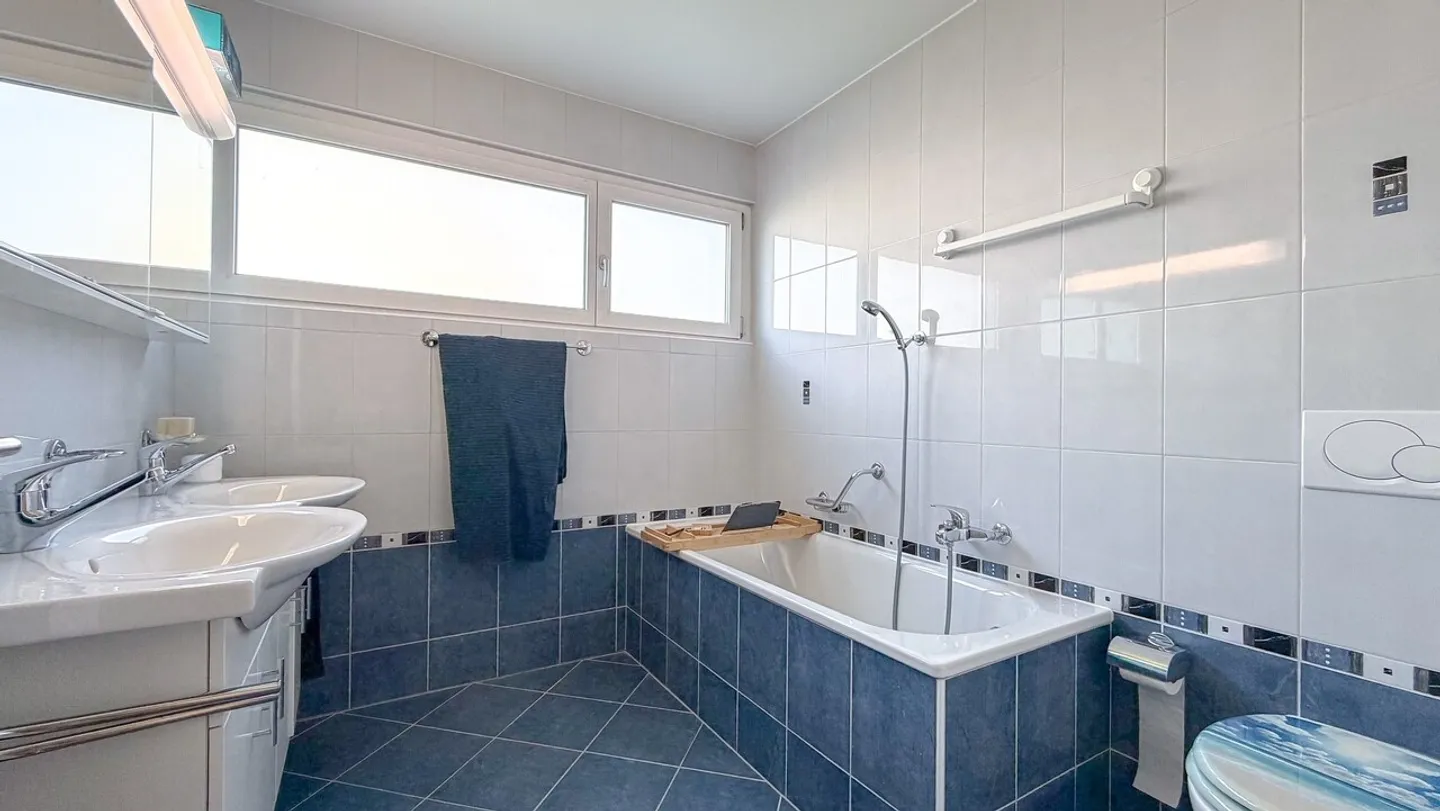 APPARTEMENT FAMILIAL 4.5P EN REZ DE JARDIN PROCHE TENNIS - LOT 04 - Photo 15 sur 28